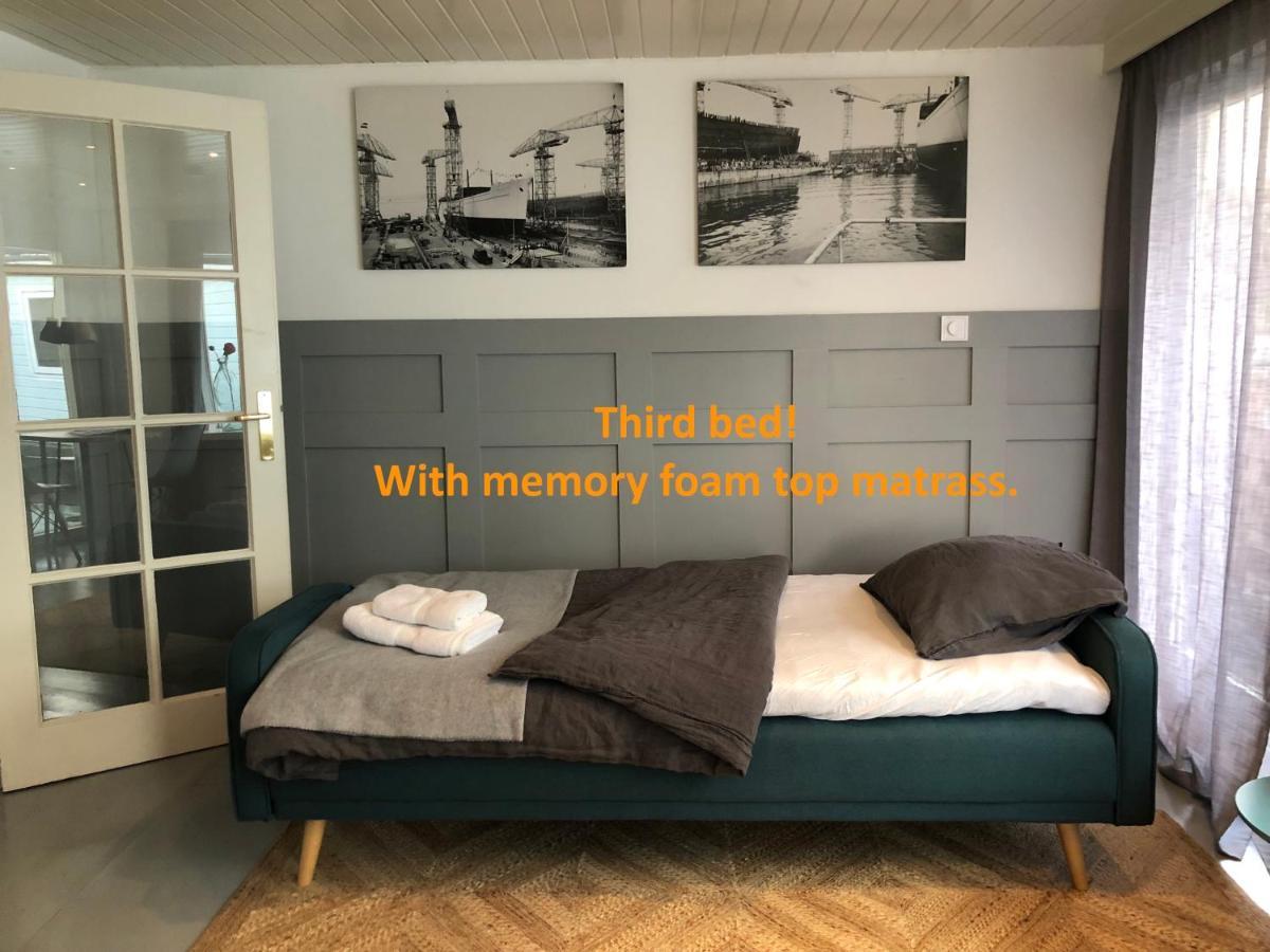 Houseboat Apartment With Water Terrace, Free Parking, Free Bikes & Fast Wifi Amsterdam Exterior foto